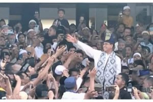 Ribuan Masyarakat Bertemu Capres Anies Baswedan Di Mesjid Agung H. Achmad Bakrie Kisaran