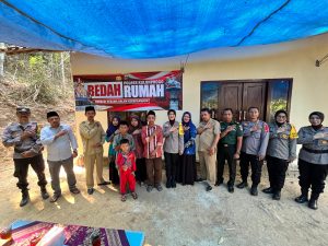 Kapolres Kulonprogo Laksanakan Peresmian Bantuan Bedah Rumah di Kalirejo