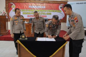 24 Siswa SPN Polda Jateng, Latihan Kerja di Polres Kebumen