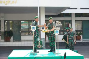 Korem  072/Pamungkas Gelar Tradisi Penerimaan dan Pelepasan Danrem