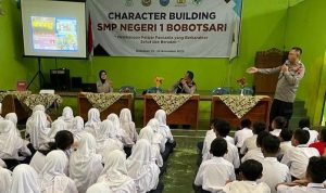 Konselor Polres Purbalingga Beri Pembinaan Karakter Siswa SMP Negeri 1 Bobotsari