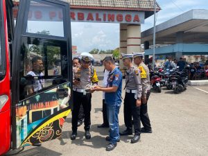 Satlantas Polres Purbalingga Gelar Pembinaan Tertib Lalu Lintas Sopir Angkutan Umum