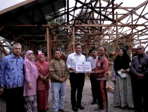 Pemko Memberi Bantuan Korban Kebakaran di Dua Lokasi Senilai Rp173 Juta
