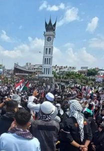 Anies Baswedan Menghadiri Aksi Doa Bersama Untuk Palestina Di Pelataran Jam Gadang