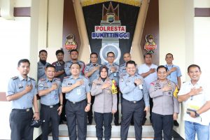 Kepala Lembaga Pemasyarakatan Bukittinggi Memperkuat Hubungan Kolaboratif dengan Polresta Bukittinggi
