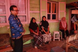 PJ Walikota dan Baznas Bantu Empat Keluarga Terdampak Kebakaran