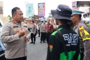 Pastikan Kesiapan Anggota Dalam Operasi Lilin Progo, Wakapolda DIY Kunjungi Pos Pengamanan di Wilayah Gunungkidul