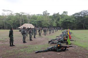 Pertajam Kemampuan, Prajurit Kodim 0732/Sleman Latihan Menembak Triwulan IV