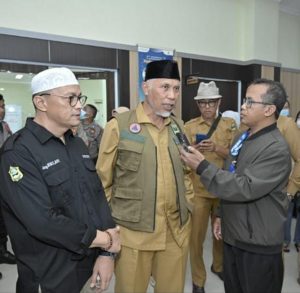 Mahyeldi Tinjau RSAM Bukittinggi Sebagai Sarana Pelayanan Medis Utama Bagi Korban Erupsi Gunung Marapi
