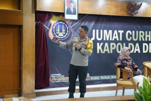 Diakhir Tahun Kapolda DIY Kembali Gelar Jumat Curhat Bersama Mahasiswa