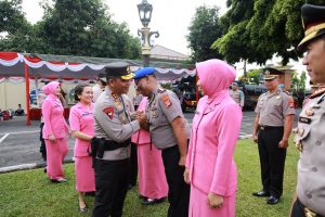 Kapolda DIY Pimpin Upacara Korps Raport Kenaikan Pangkat