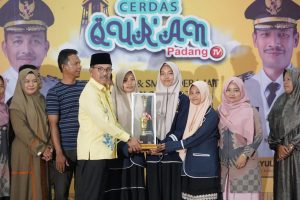 SD IT Marhamah dan SMP 1 Solsel, Juarai Cerdas Qur’an Padang TV