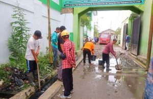 Prihatin Jalan Tergenang Air, Wali Kota Inisiasi Perbaiki Gang Gayam Sei. Tualang Raso