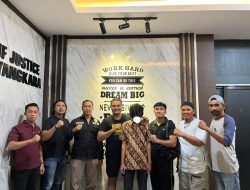 Seorang Pemuda Ancam Sebar Foto “Hot” Pacarnya Ke Media Sosia Agar Dapat Melancarkan Aksi Bejat Cabulnya.