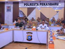 Zoom Meeting Bersama Kapolda Riau, Sekdako ” Kondisi Tahapan Pemilu di Kota Pekanbaru Masih Terkendali “