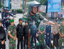 Demi Mewujudkan Keamanan Pemilu 2024, Satuan Brimob Polda Riau Laksanakan Patroli Garnizun Bersama TNI