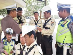 Sembari Patroli, Personel Subdit Gakkum Ditlantas Polda Riau Giat Cooling System Guna Sukseskan Pemilu 2024