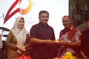 Malam Resepsi HUT Ke 20 Kabupaten Dharmasraya Bertabur Hadiah
