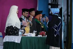 Sebanyak26 Mahasiswi STIT Perguruan Diniyyah Putri Diwisuda