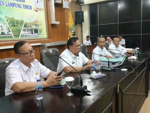 Wabup Lamtim Azwar Hadi menegaskan pada rapat untuk pemantapan disiplin kerja di Lampung timur