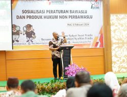 Hadiri Sosialisasi Peraturan Bawaslu dan Produk Hukum Non Perbawaslu, Pj Bupati Tekankan Netralitas ASN, TNI dan POLRI
