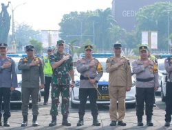 Sekdako Pekanbaru Indra Pomi Bersama Jajaran Hadiri Apel SARPRAS Pengamanan Pemilu 2024