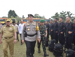 Berangkat, Ratusan Personil Brimob Riau Dikerahkan Dalam Pergesaran BKO Pam Pemilu 2024.