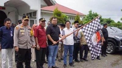 Sutan Riska Lepas Pendestribusian Logistik Pemilu 2024