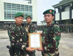 Anggota Unit Intel Kodim 0313/ KPR Terima Penghargaan Dari Danrem 031/ Wira Bima