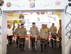 Kapolda Riau Resmikan Exhibition Photo Cooling System Pemilu Damai Polda Riau 2024