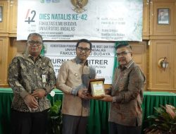 Bupati H. Khairunas Jadi Pembicara di Dies Natalis FIB Unand