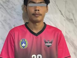 HILDIANSAYAH AKIRNYA BERURUSAN DENGAN POLISI SETELAH MEMPERKOSA DAN ACAM BUNUH PAKAI PIASAU (ABG)