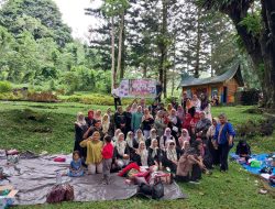 Koperasi Mutipa Berembuk, Mutipa Maju Maju Maju bergema