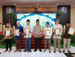 Puncak Acara Grebeg Ramadhan Polda DIY,  Kapolda  Berikan Penghargaan Bagi Pemenang Lomba