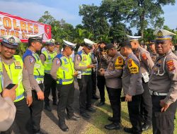 Polres Kuansing Lakukan Pengecekan Handphone Personil Polres Kuansing untuk Aplikasi dan Web Judi Online