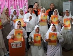 Wali Kota Tanjungbalai Hadiri Penyerahan Hadiah Umroh Bagi Nasabah BTPN Syariah Ventura