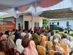 Polresta Pekanbaru Dalam Rangka Hari Bhayangkara ke-78 Gelar Baksos Bedah Rumah 