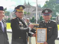 HUT Bhayangkara ke – 78, Polres Pasaman Berikan Penghargaan