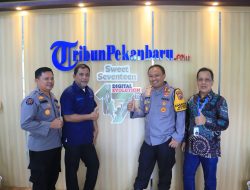 Kabid Humas Polda Riau Kombes Pol Anom Karbianto, SIK Melaksanakan Kunjungan Kemitraan ke Tribune Pekanbaru 