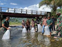 Sukseskan TMMD ke 121 tahun 2024, Dinas Perikanan Padang Pariaman Serahkan Bibit Ikan Nila Untuk Masyarakat