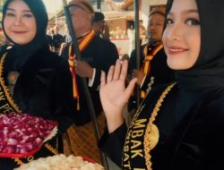 Agenda Tahunan Setiap Bulan Sura Adat Tradisi Buka Luwur