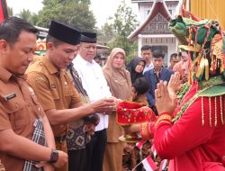 LPM Limbukan Dinilai Tim Penilai Tingkat Provinsi