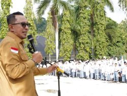 Bupati Eka Putra Berikan Motivasi Tentang Kepemimpinan Kepada Siswa Siswi SMKN1 Batusangkar
