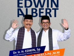 “Diiringi Sholawat, Pasangan Edwin-Albert Mendaftar ke KPU”