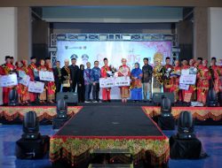 Bupati Padang Pariaman Suhatri Bur Berharap Duta Parekraf Dapat Memberi Nilai Lebih Bagi Aktifitas Promosi Pariwisata dan Ekonomi Kreatif Padang Pariaman