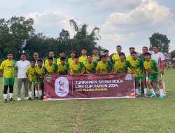 Tim Sepak bola Kelurahan Kampung Manggis Kalahkan Tim Sepakbola Kelurahan Bukit Surungan Dengan Skor 1 – O