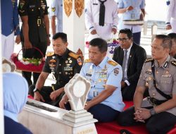 Danrem 072/Pamungkas Hadiri Ziarah Rombongan Menyambut HUT ke-79 TNI