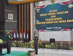 Brigjen TNI Sugiyono Pimpin Sertijab Kasi Ren Korem 031/ Wira Bima