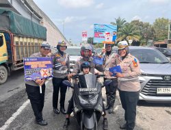 Tim Preemtif Ditlantas Polda Riau Sasar Pengendara di Kawasan Traffic Light Pasar Pagi Arengka