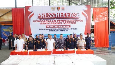 Dirkrimsus Polda Kepri Hadiri Kegiatan Konferensi Pers Penyeludupan BBL sebanyak 237.305 Benih Benih Lobster Senilai. 23,6.Miliar